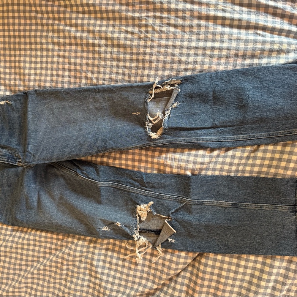 Abercrombie & Fitch High Rise Ripped Jeans - Dark Blue